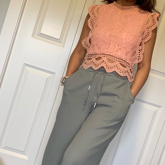 Clothes - Picture 7 of 8